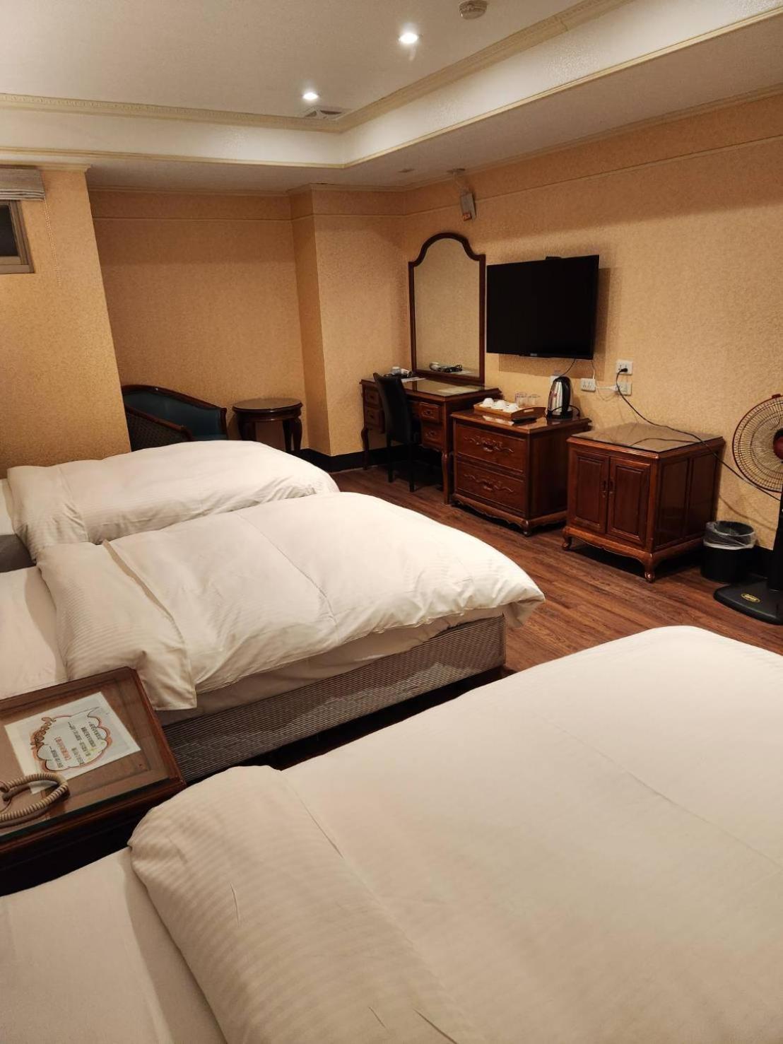 Duke Business Hotel Taoyuan Exterior foto